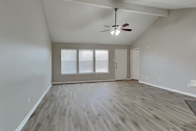 Building Photo - 2510 Foxden Dr