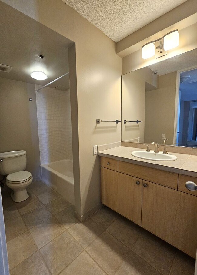 Foto del edificio - Resort amenities and 180 views