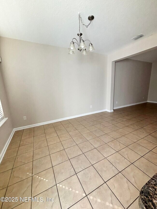 Foto del edificio - 673 Reese Ave