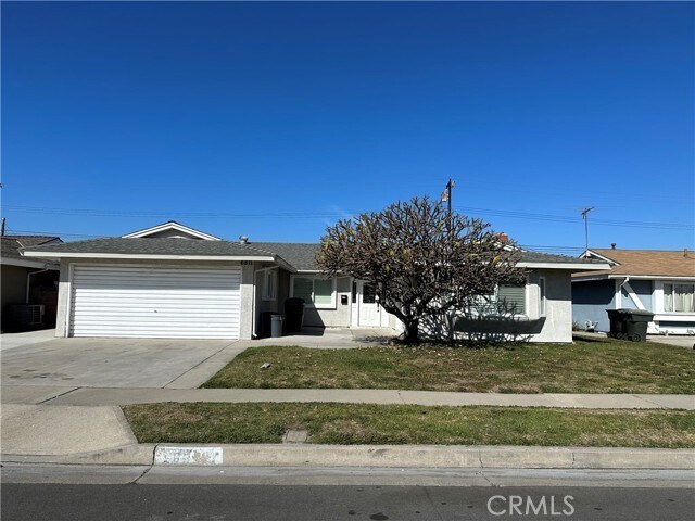 Primary Photo - 6811 Belgrave Ave