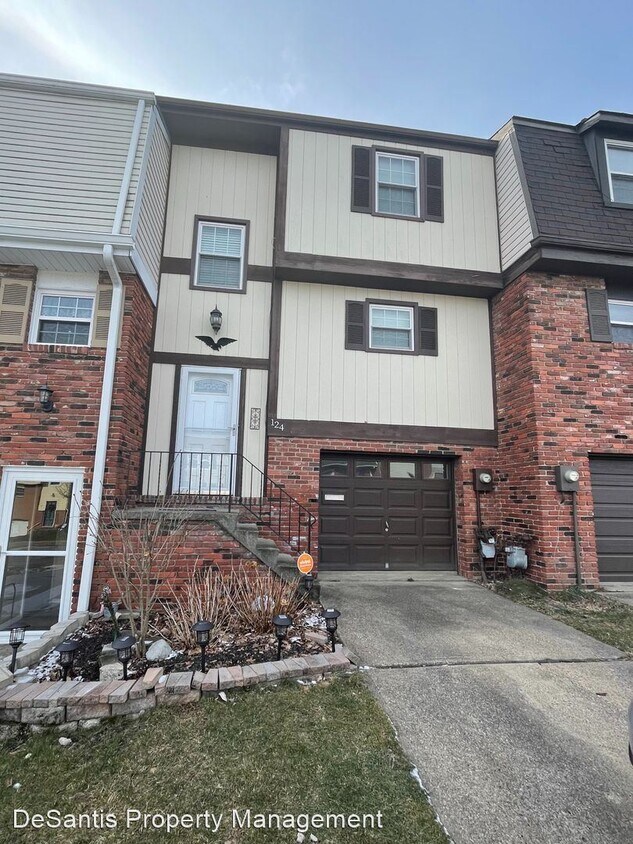 124 Westfield Dr, Aliquippa, PA 15001 House Rental in Aliquippa, PA