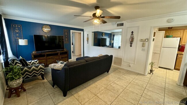 Building Photo - 104 Lake Pine Cir