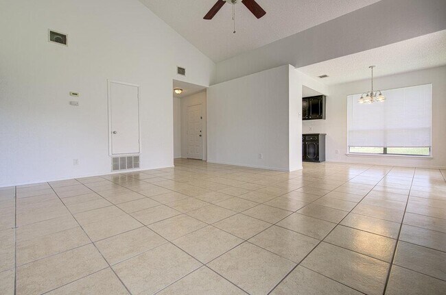 Foto del edificio - 1200 Westcott Dr