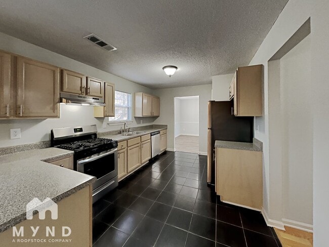 Building Photo - 3493 Riverview Chase Way