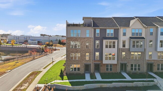 Foto del edificio - 6917 Cosby Vlg Ter