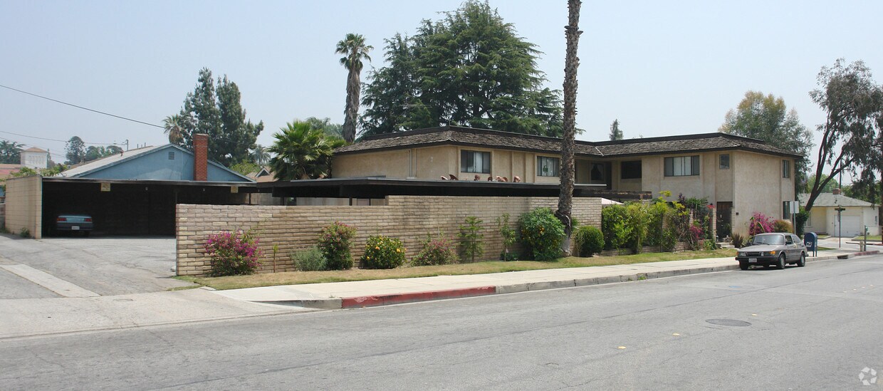 Foto del edificio - Magnolia Apartments