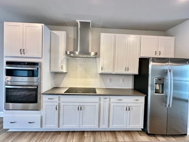 Cocina Gourmet - 1253 S Blount St