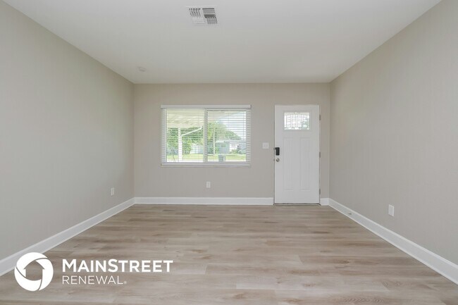 Building Photo - 5510 93rd Ave N