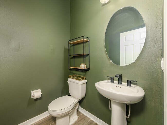 Foto del edificio - 29844 Southwell Ln