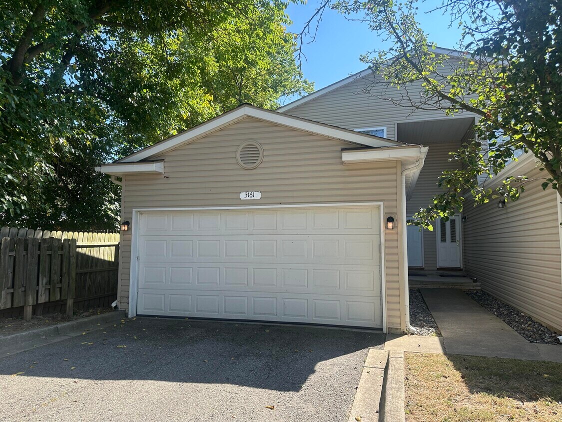 Foto principal - 3161 Kassab Ln