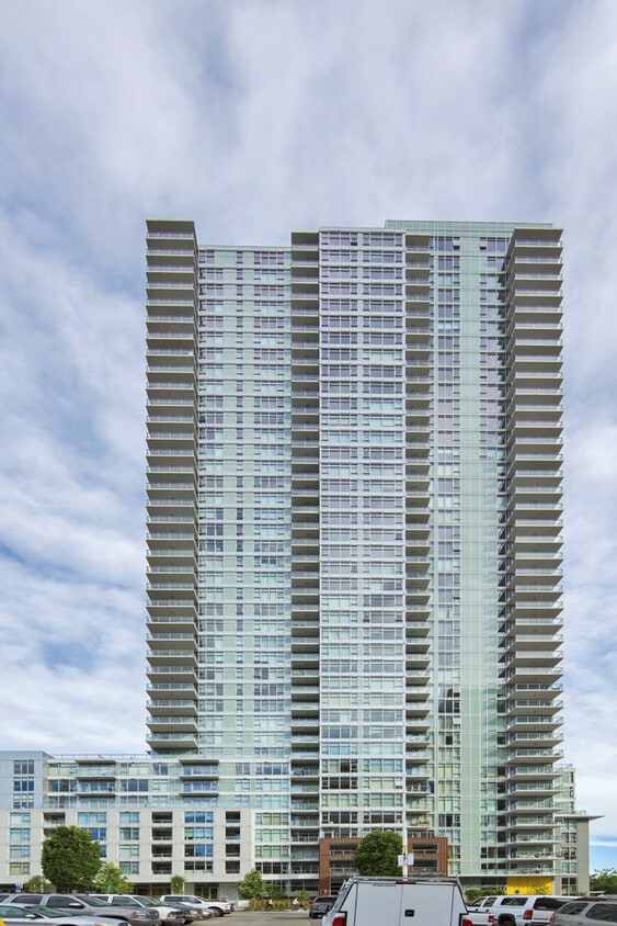 Primary Photo - Luxurious 1Bed Condo w/ Den! Welcome to In...