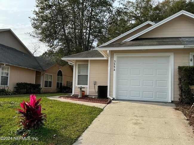 Building Photo - 3554 Rain Forest Dr W
