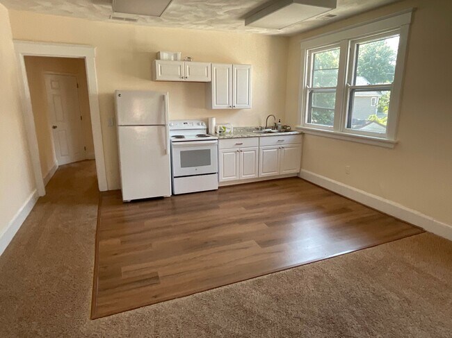 Foto del edificio - 3930 Edwards Rd