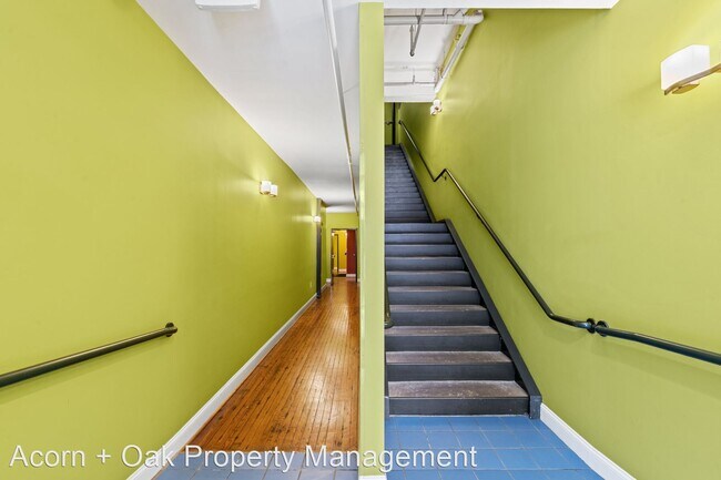 Building Photo - 1 br, 1 bath House - 109 W. Main Street #204
