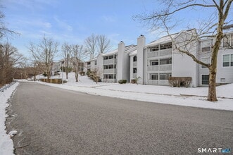 Building Photo - 55 Leafwood Ln