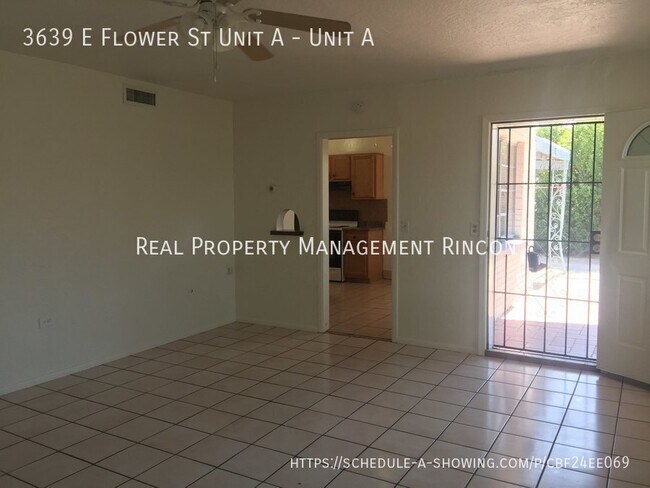 Building Photo - Centrally located 3bed/1bath Move In Ready!