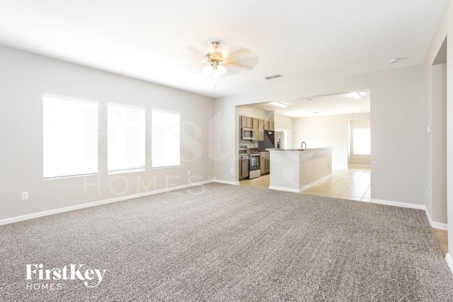 Foto del edificio - 16356 Bamboo Bluff Ct