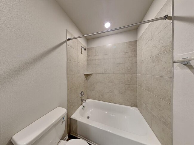 Building Photo - 5205 Sidesaddle Dr