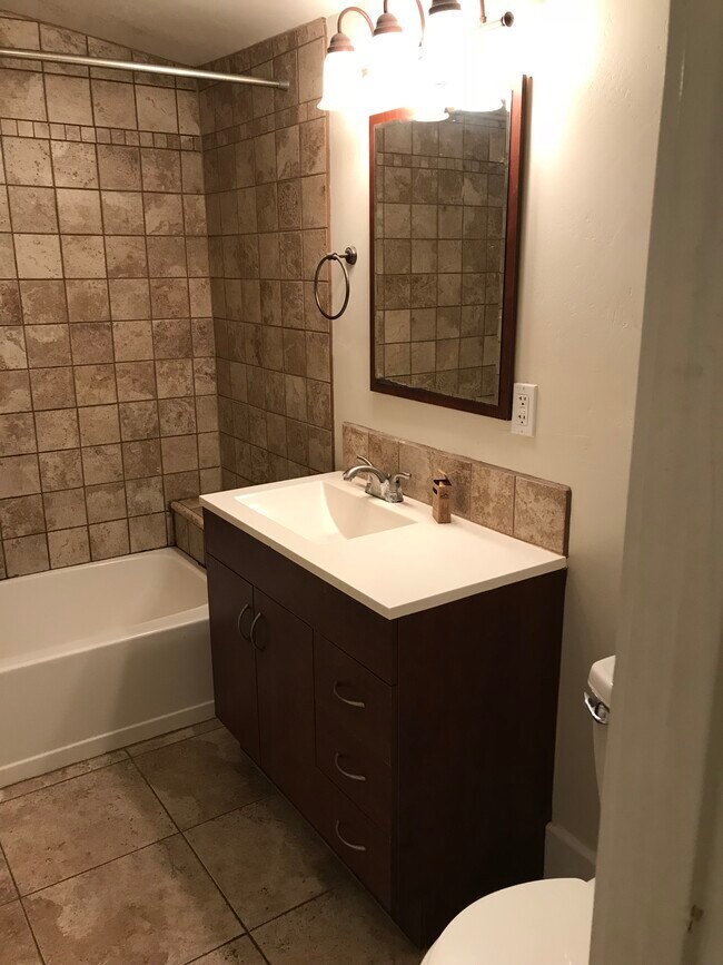 Building Photo - 1750 National Ave