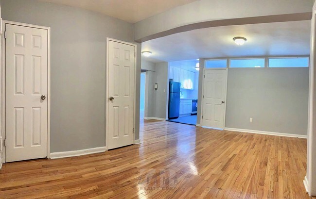 Foto del edificio - 222 E 17th St