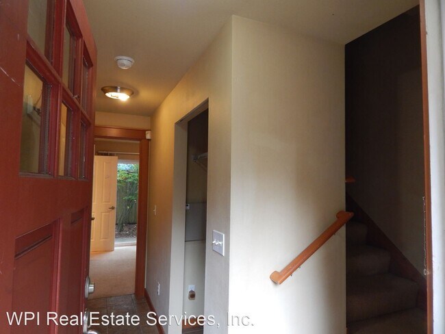 Foto del edificio - 3 br, 3 bath House - 2705 NE 123rd St