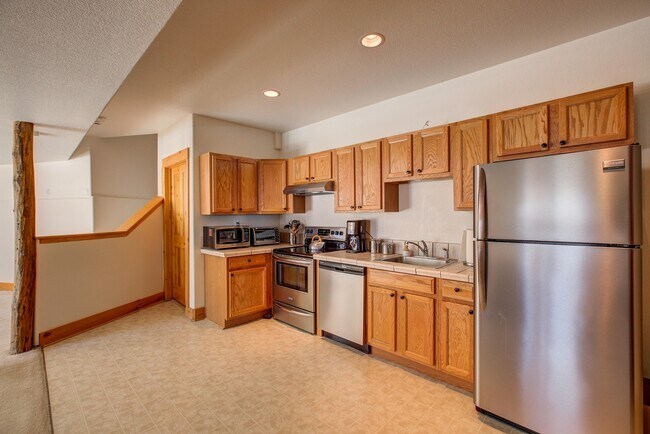 Building Photo - 24366 Cody Park Rd