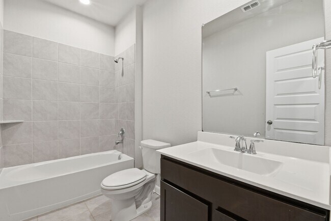 Foto del edificio - 3647 Telford Ln