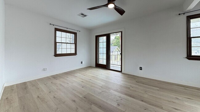 Foto del edificio - 4373 12th St