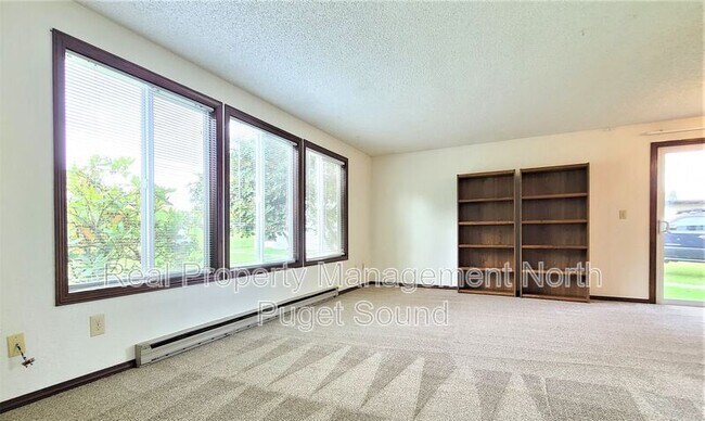 Foto del edificio - 1421 Pine St