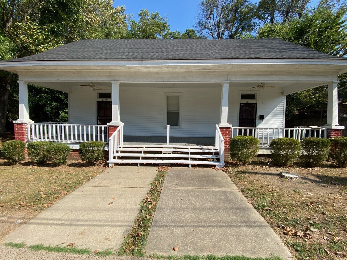 Primary Photo - 317 Linden St