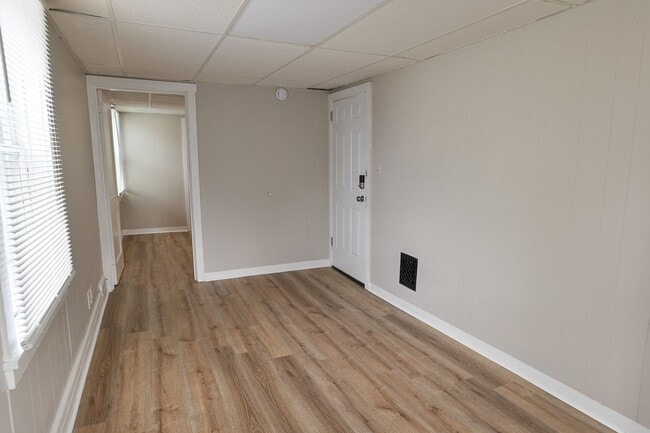 Building Photo - 226 W Simpson St