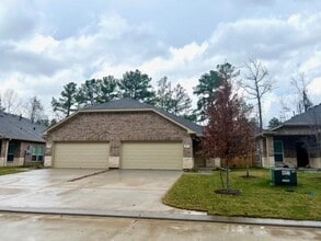 Building Photo - 851 Arbor Pnes Ct