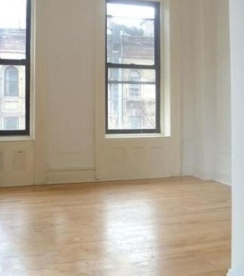 Building Photo - 275 E 78th St