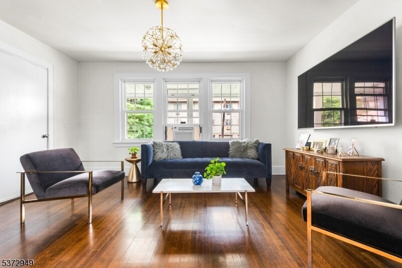 Foto principal - 46 Bellevue Ave