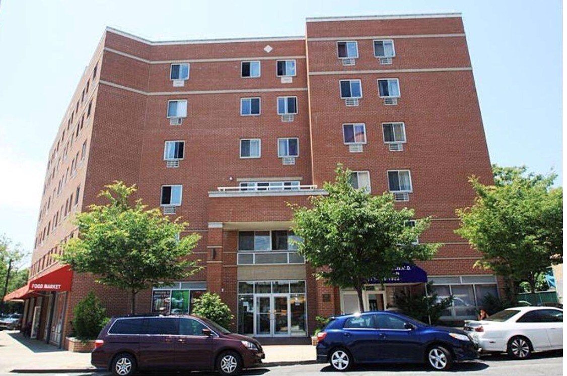 Foto principal - 970 41st St