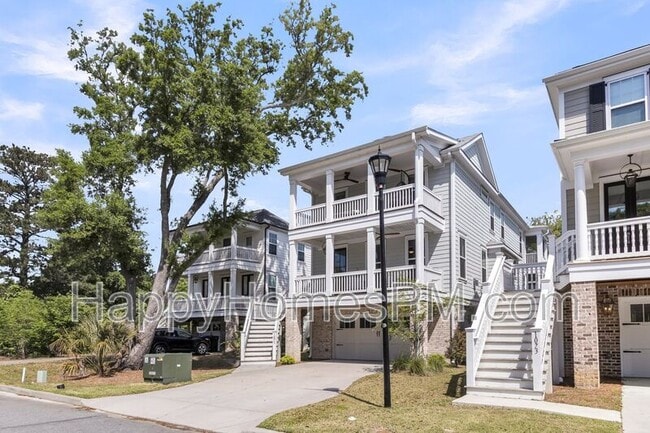 Building Photo - 1071 Ave Of Oaks