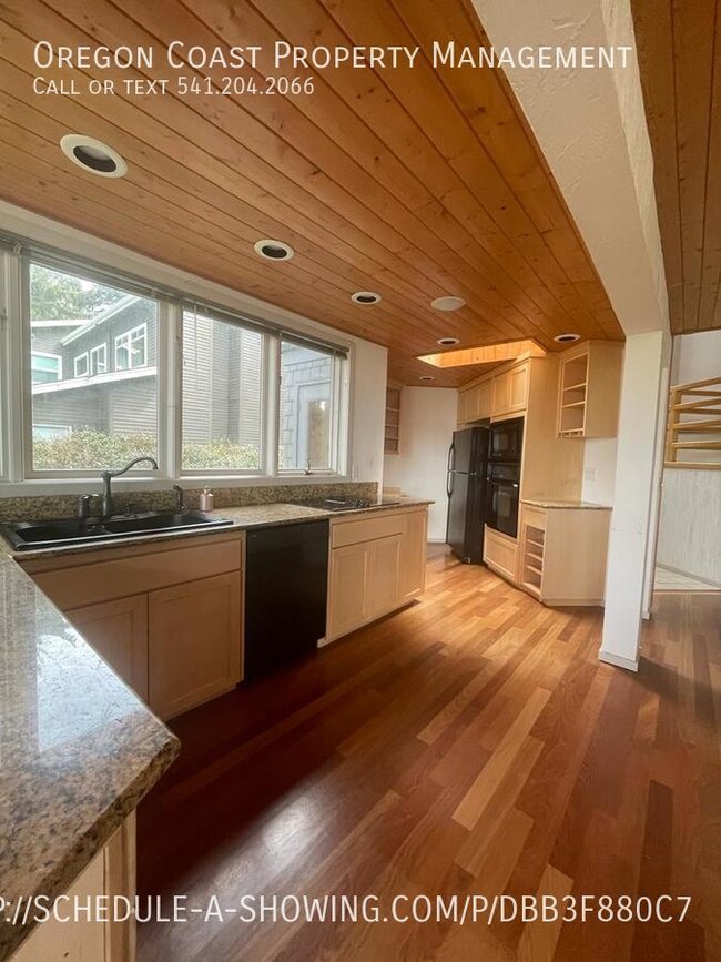 Foto del edificio - Little Whale Cove House!