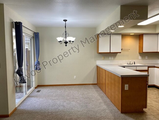 Foto del edificio - 1637 Westbridge Dr