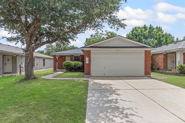 Building Photo - 200 Stanford Dr