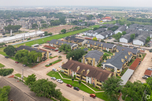 Aerial Photo - Baybrook Condominiums