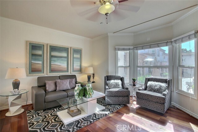 Foto del edificio - 1088 S Marengo Ave