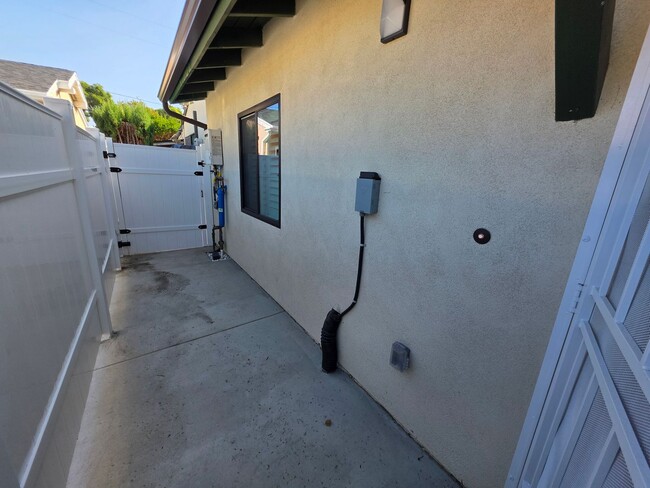 Foto del edificio - Newly built 1 Bed, 1 Bath ADU