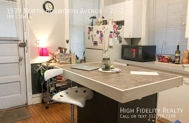 Foto del edificio - 1539 N Bosworth Ave