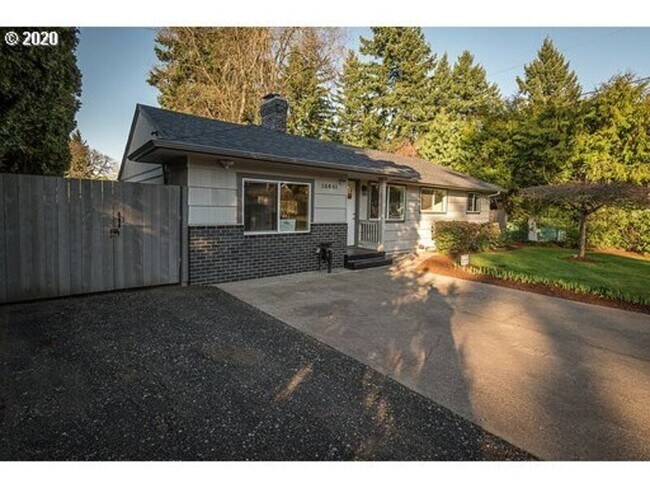 Photo - 18641 NE Everett Ct House