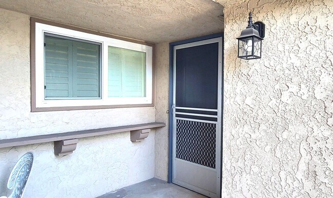 Foto del edificio - Townhome - 3 bedrooms + 2.5 bathrooms.  AV...
