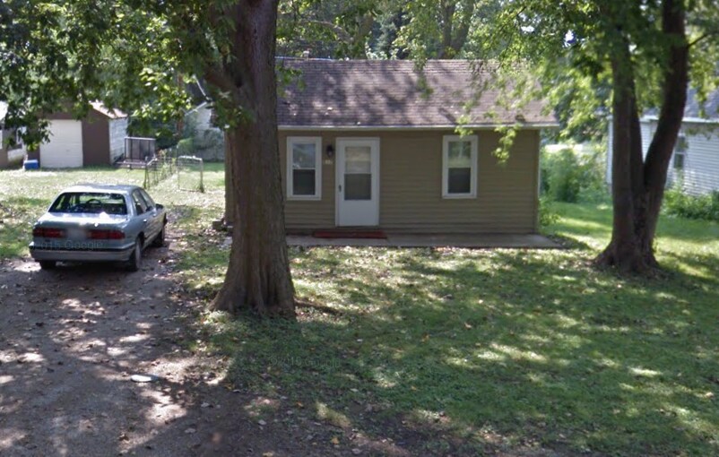 517 Louisiana Ave, Champaign, IL 61820 House Rental in Champaign, IL