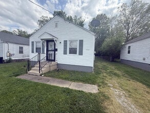 Building Photo - 3806 W Kentucky St