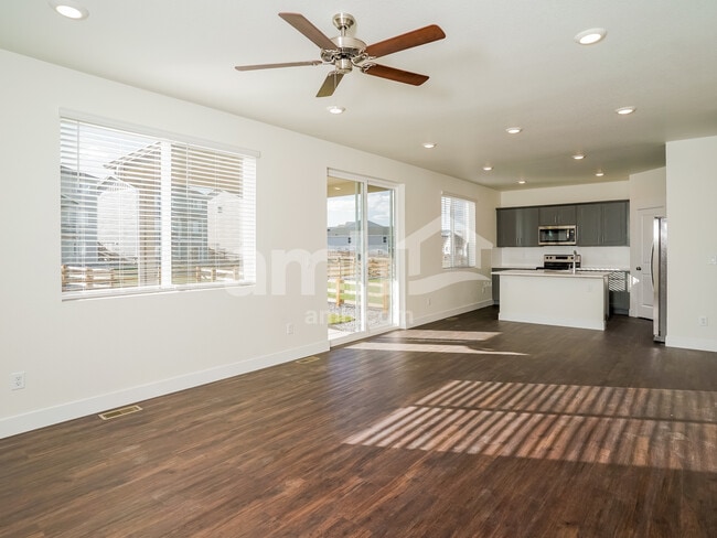 Foto del edificio - 4000 Wyedale Way