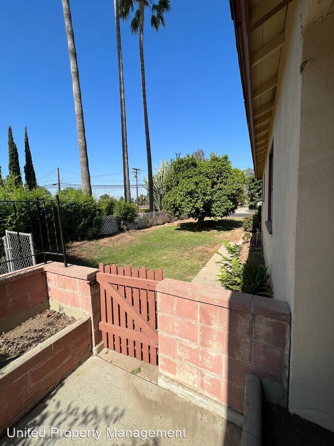 Foto del edificio - 2 br, 1.5 bath House - 12251 Michigan St
