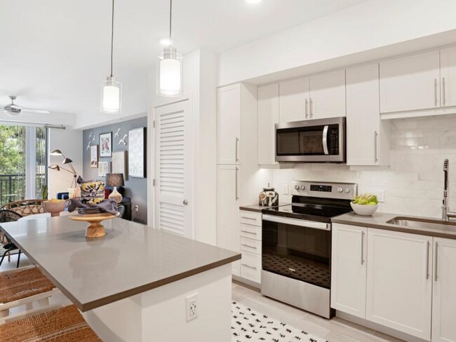 Foto del edificio - 8450 NW 102nd Ave